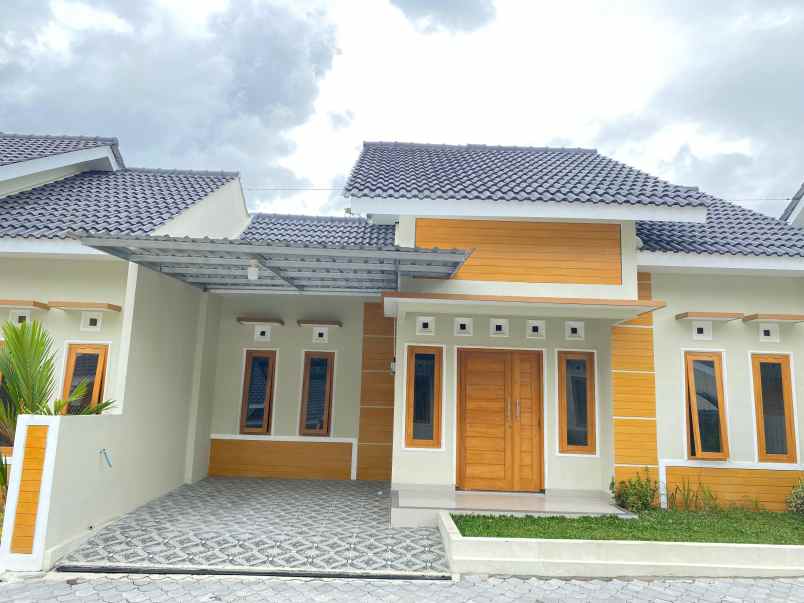 dijual rumah kadisoko purwomartani