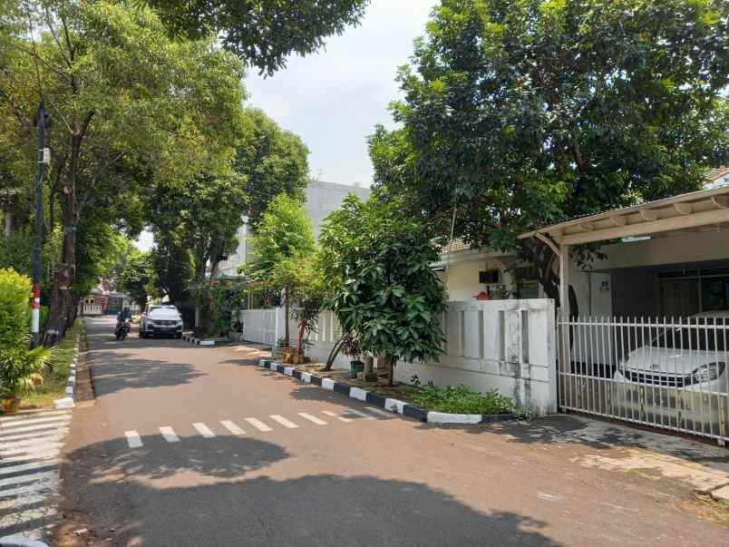 dijual rumah kalibata indah kalibata