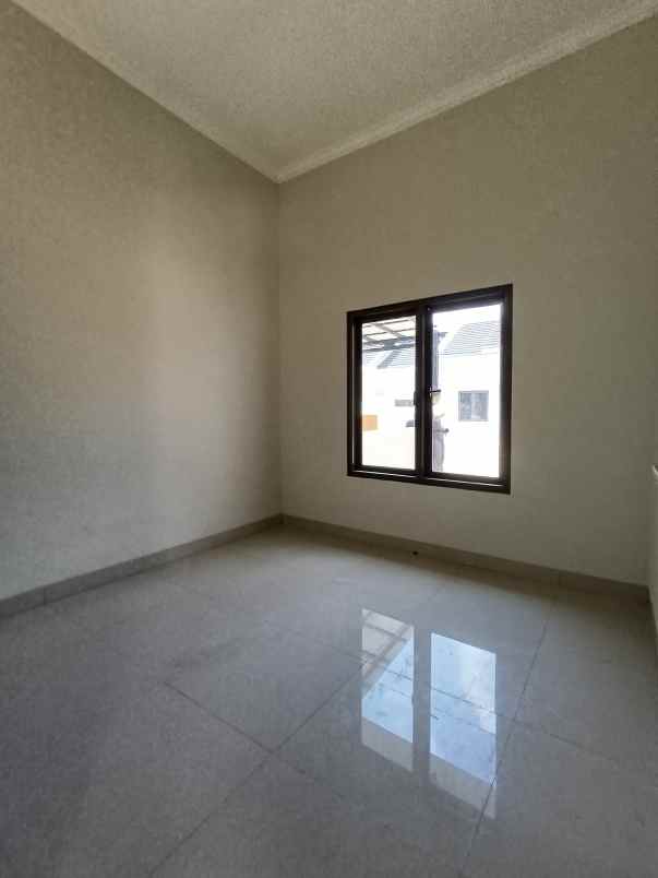 dijual rumah kalimulya