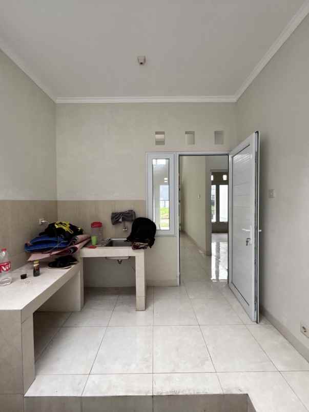 dijual rumah kalimulya rs citra medica