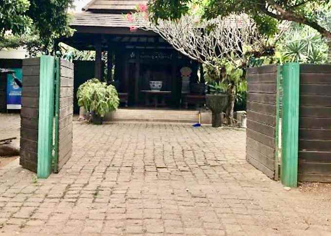 dijual rumah kampung sawah baru ciputat