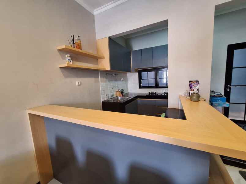 dijual rumah karya bakti tanah baru