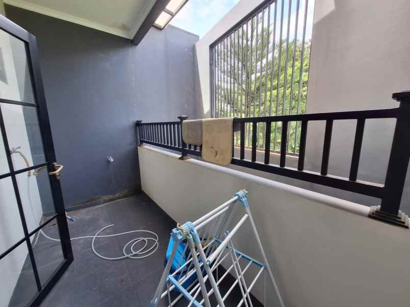 dijual rumah karya bakti tanah baru