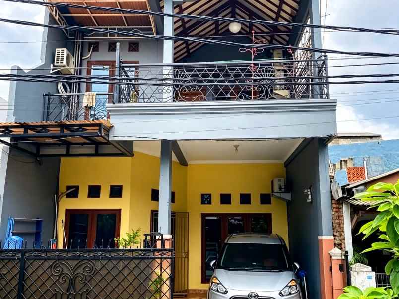 dijual rumah kayuringin
