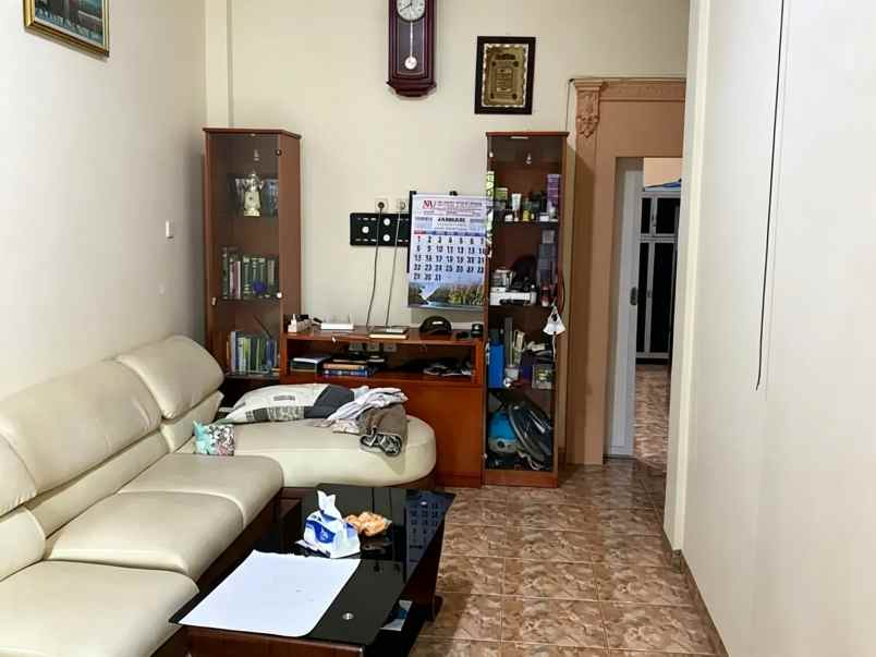 dijual rumah kayuringin
