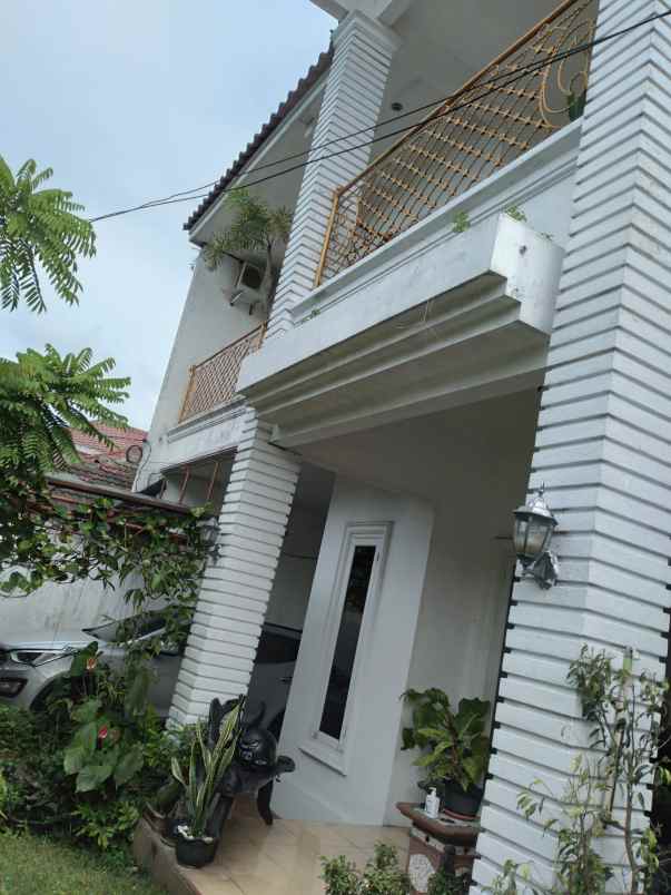 dijual rumah kelapa dua kelapa dua