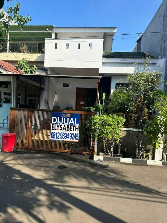 dijual rumah kelapa gading