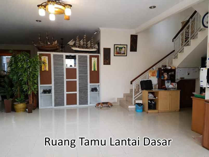 dijual rumah kelapa gading