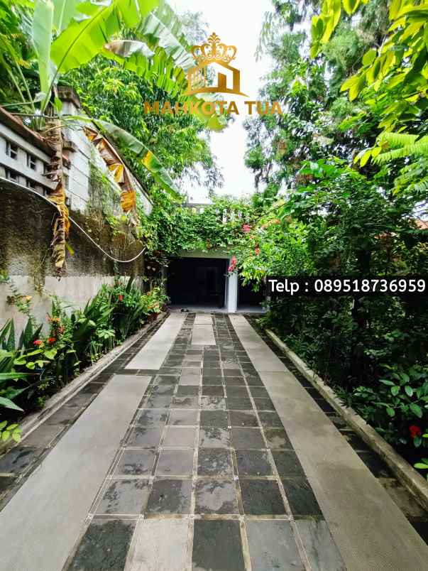 dijual rumah kemang