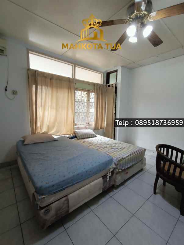 dijual rumah kemang