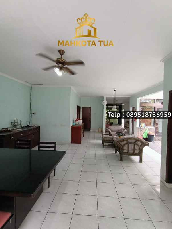 dijual rumah kemang