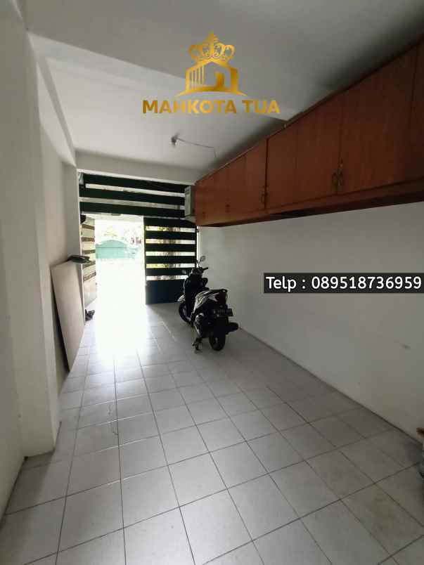 dijual rumah kemang
