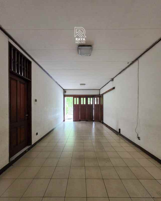 dijual rumah kemang