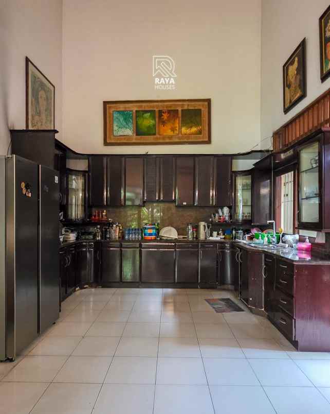 dijual rumah kemang