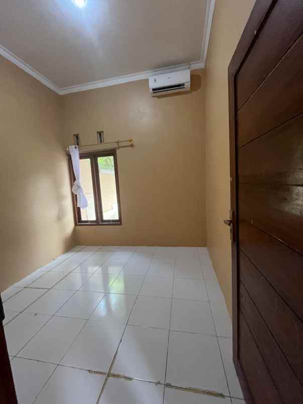 dijual rumah kepanewon pleret