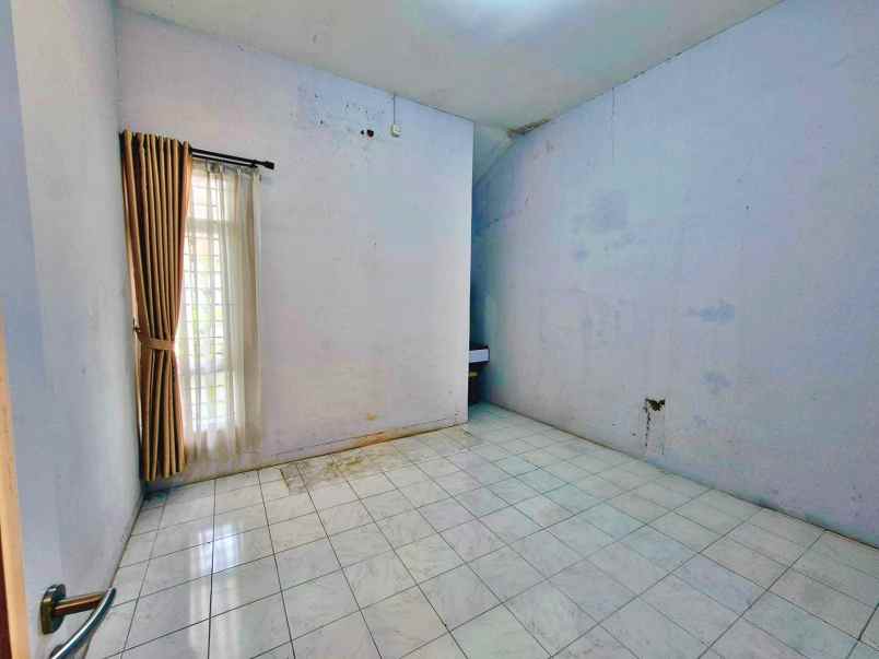 dijual rumah komp margahayu raya bandung