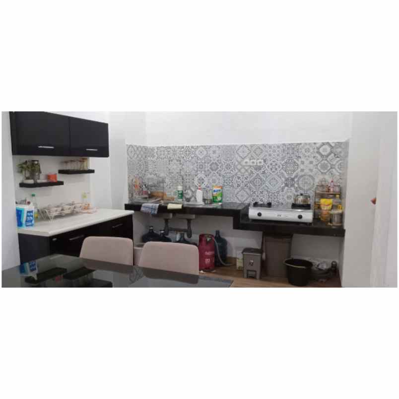 dijual rumah komplek cempaka permai jl