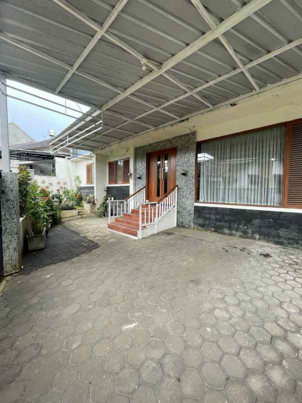 dijual rumah komplek cipta graha gunung