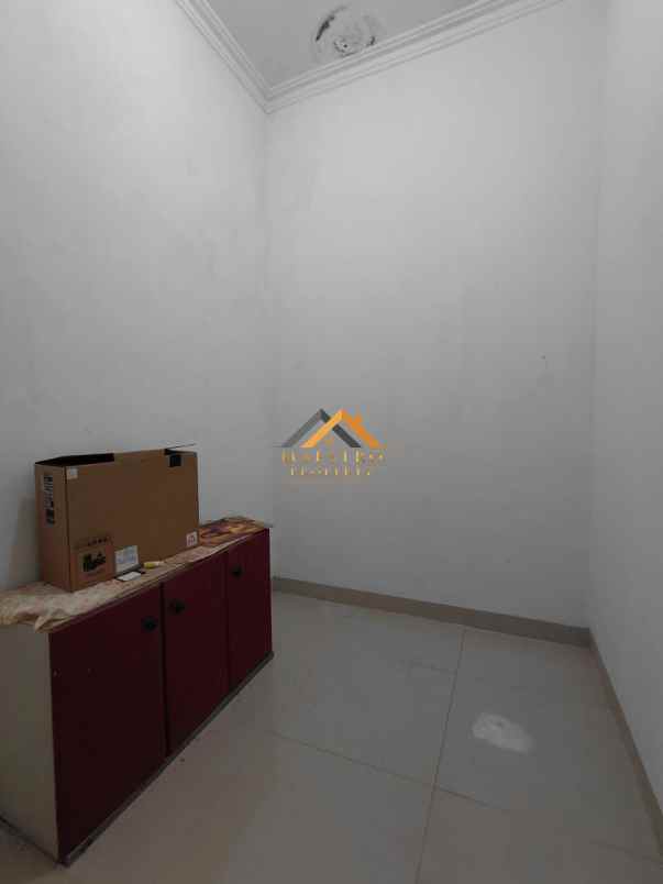 dijual rumah komplek citra garden