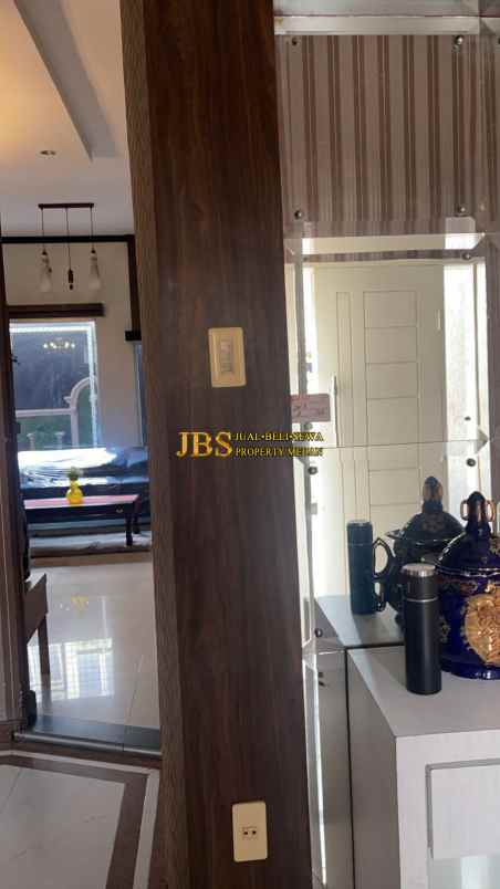 dijual rumah komplek citra wisata jalan