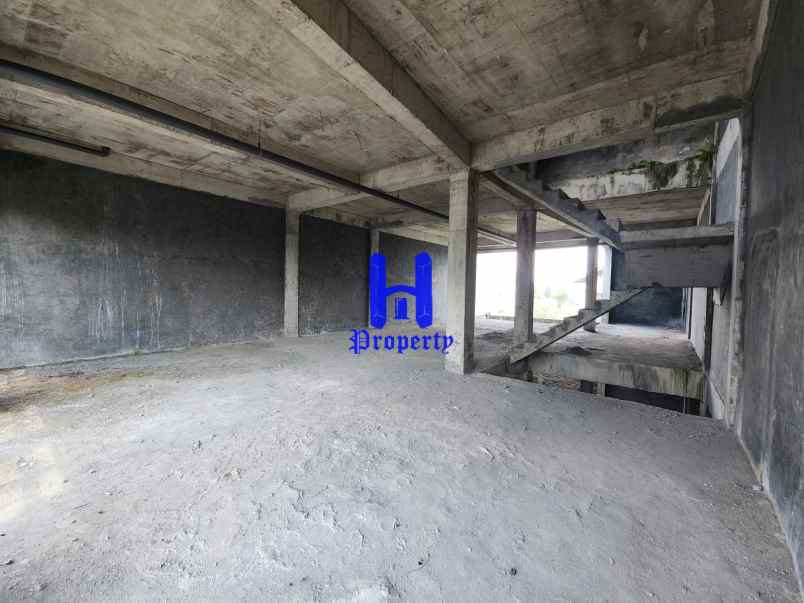 dijual rumah komplek cityview estate