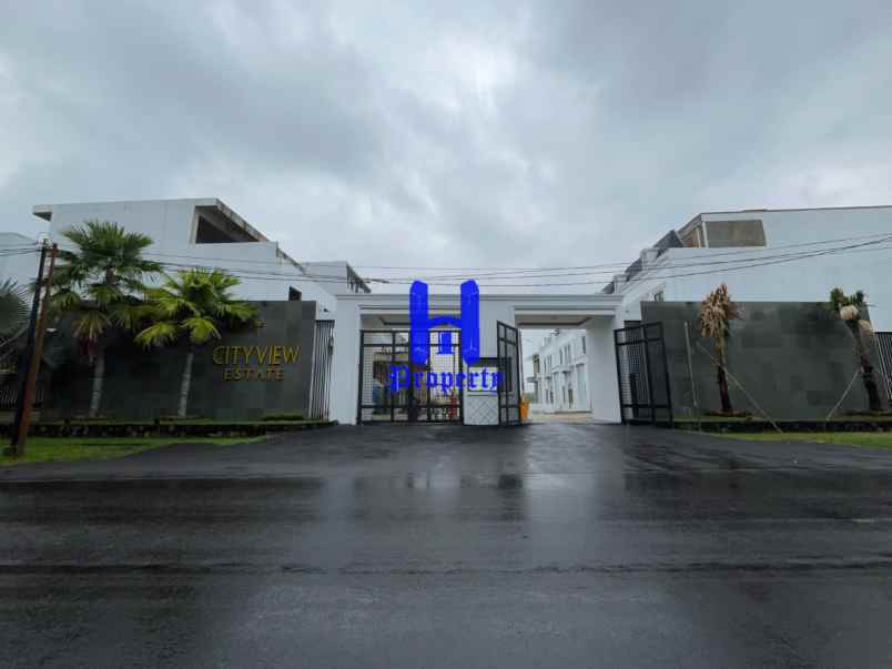 dijual rumah komplek cityview estate