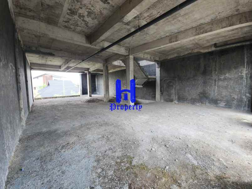 dijual rumah komplek cityview estate