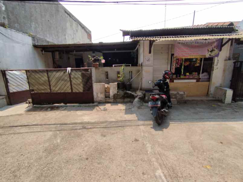 dijual rumah komplek departemen agama