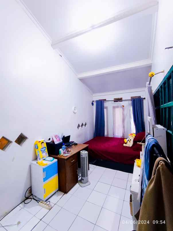 dijual rumah komplek gba 3 ciganitri