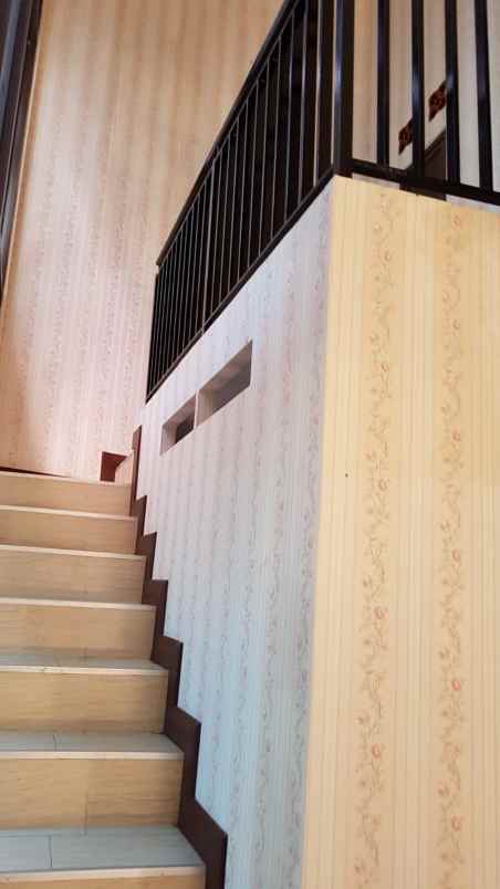 dijual rumah komplek malaka country