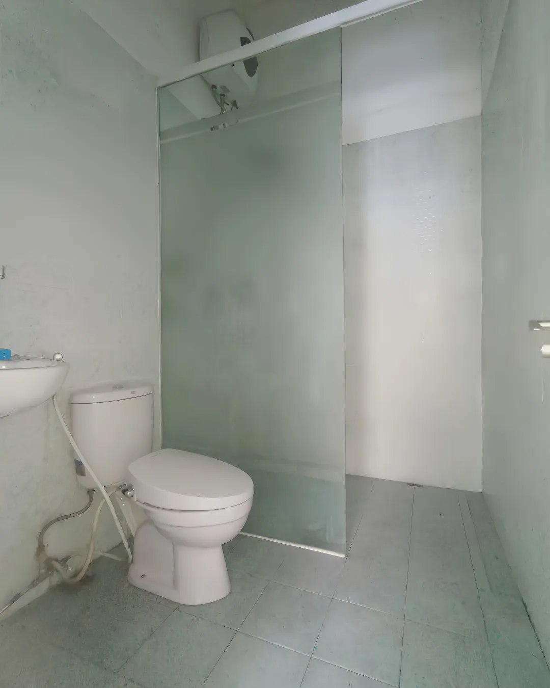 dijual rumah komplek perumahan