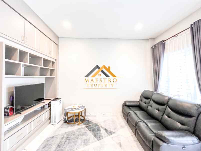 dijual rumah komplek w villas jalan