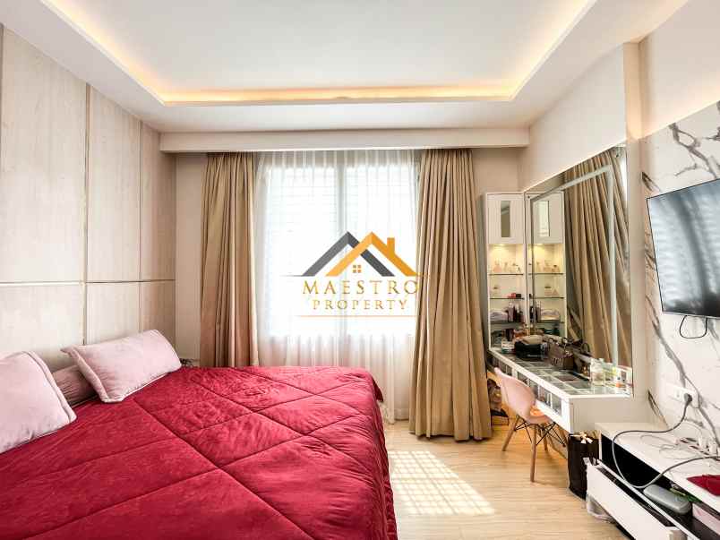 dijual rumah komplek w villas jalan