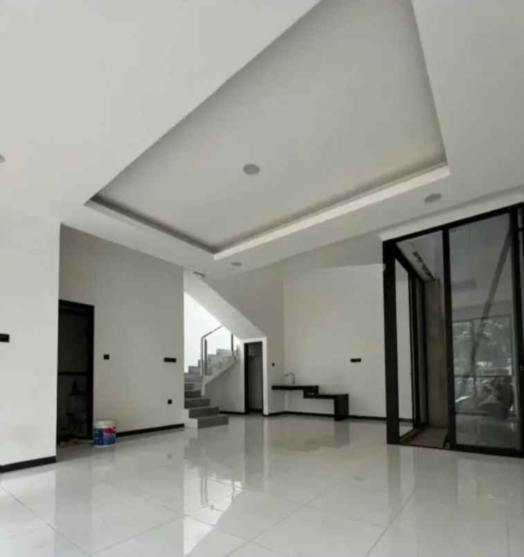 dijual rumah kopo permai