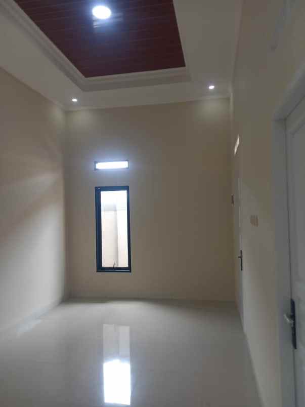 dijual rumah kota harapan indah bekasi