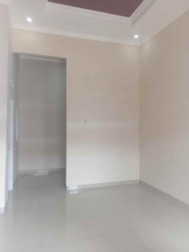 dijual rumah kota harapan indah bekasi