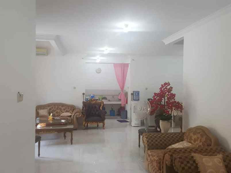 dijual rumah kota wisata cibubur