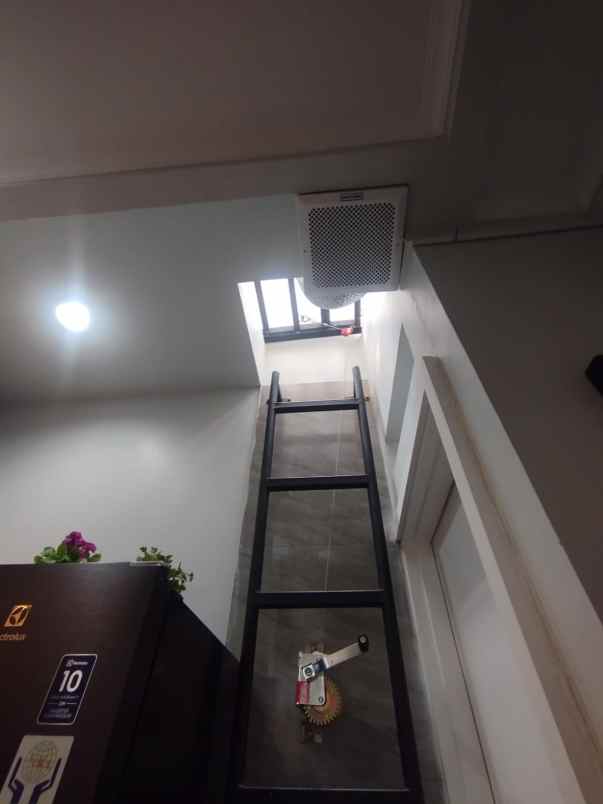 dijual rumah lake veiw cimanggis