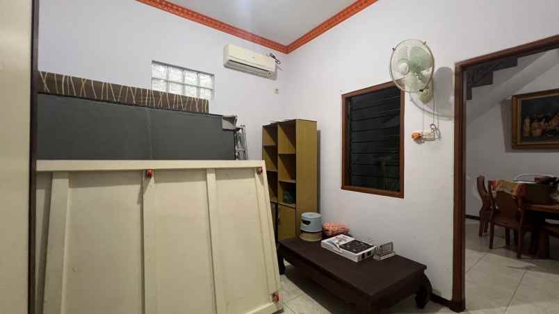 dijual rumah lebak