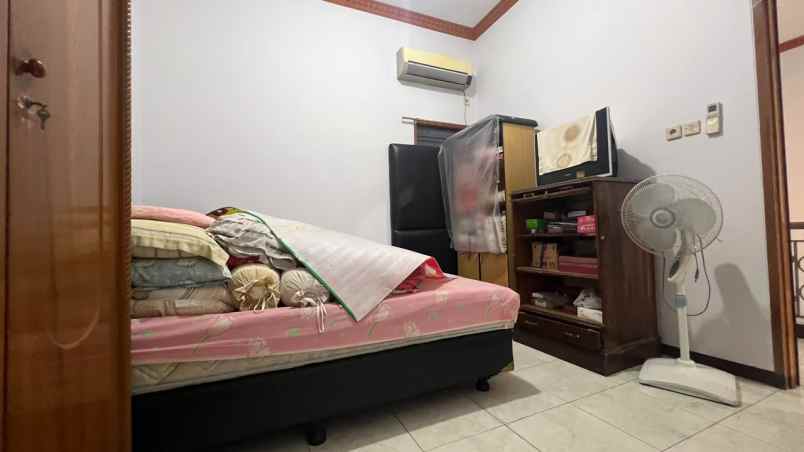 dijual rumah lebak