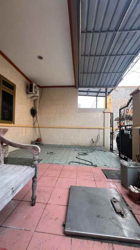 dijual rumah lebak