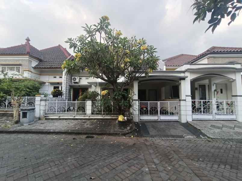 dijual rumah lokasi permata jingga suhat malang