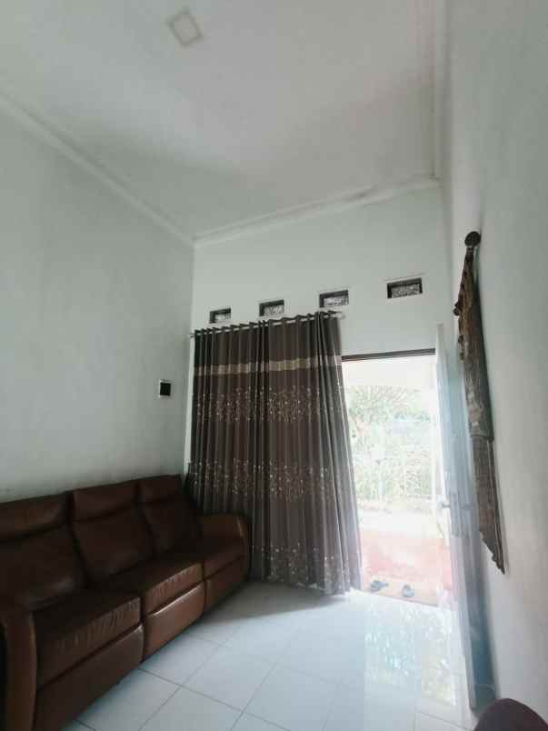 dijual rumah lokasi permata jingga suhat malang