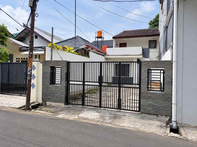 dijual rumah mampang prapatan