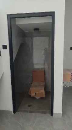 dijual rumah manyar tirtoyoso