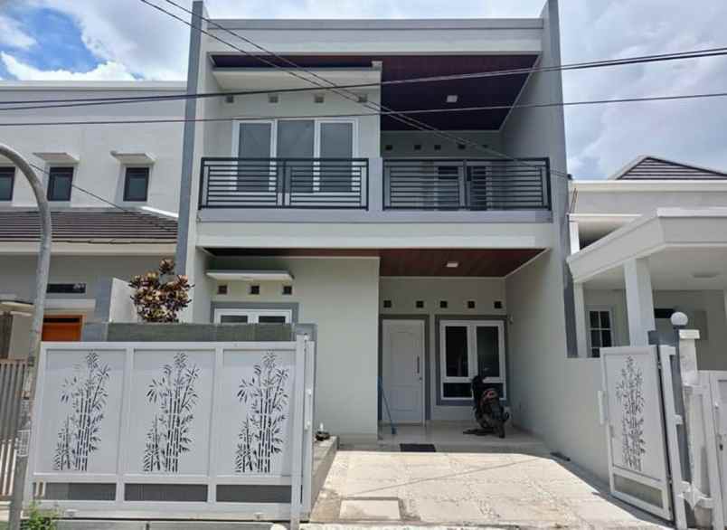 dijual rumah margahayu