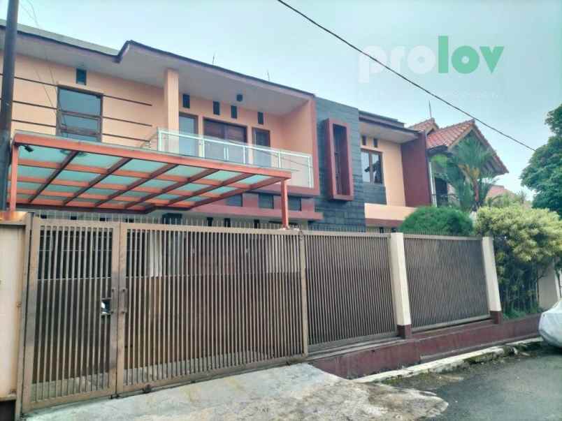 dijual rumah megaraya pasteur