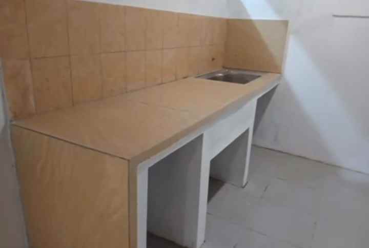 dijual rumah meteseh