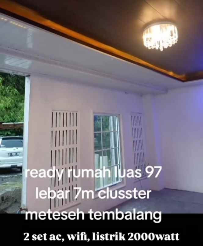dijual rumah meteseh