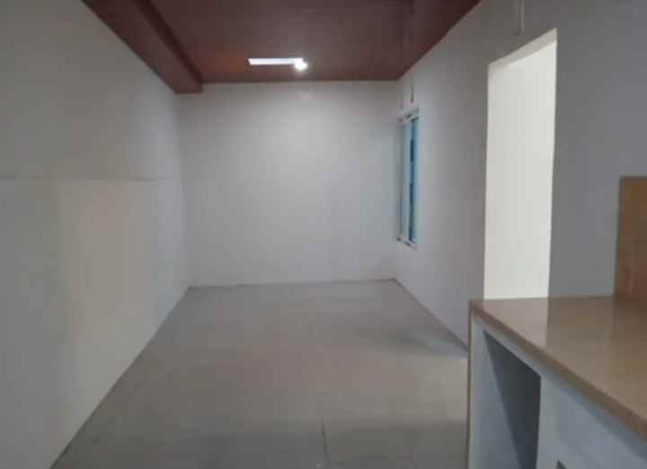 dijual rumah meteseh